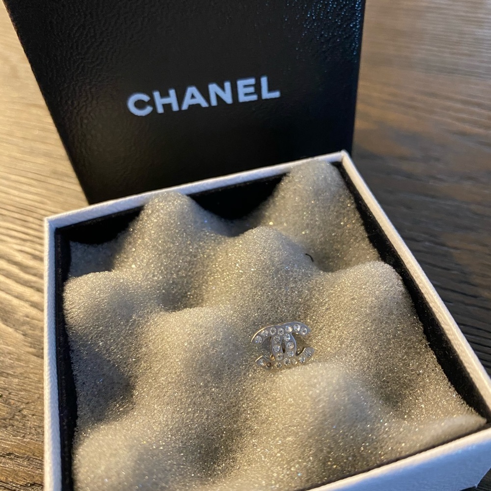CHANEL Boucles Oreille Earring
